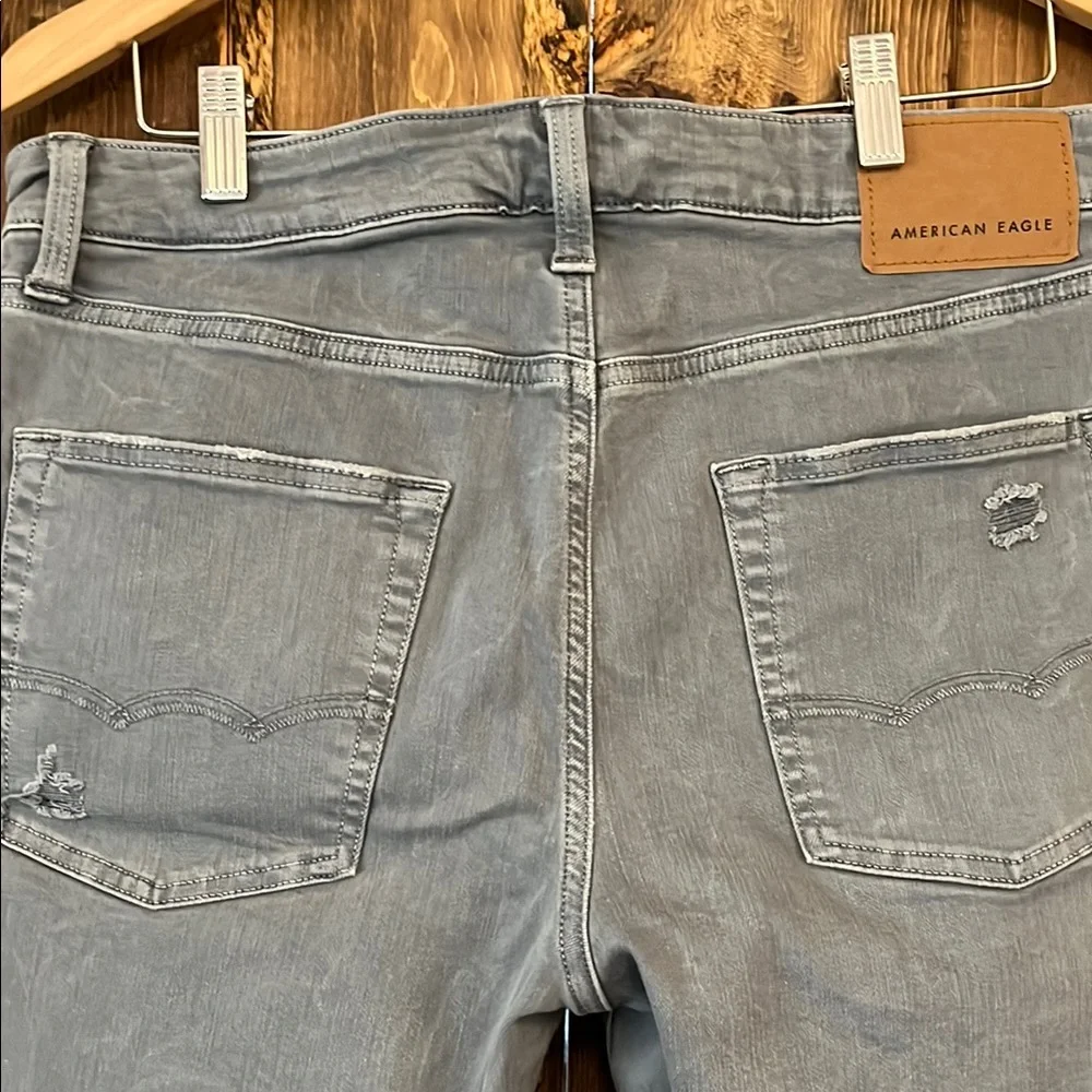 American Eagle Outfitters Gray Distressed Jean Shorts - Picture 6 of 7